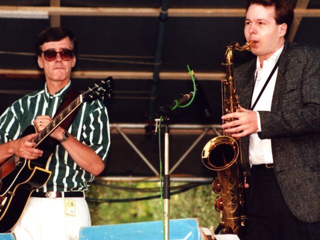 Richard Ring avec Harry Allen (sax) à la Grande Parade 1992 — photo Gérard Demonchy