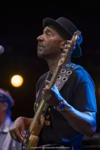 Marcus Miller — Jazz à Juan 2026 — photo 4 — Jazz à Juan — Pinède Gould, Juan-les-Pins — 12 juillet 2026 — photographie de rivierajazzclub