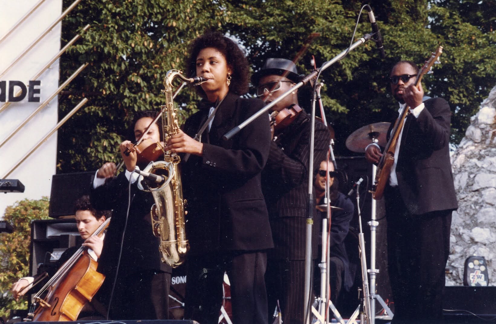 S.Grant (sax) à la Grande Parade 1989 (Reggae Philharmonic Orchestra)